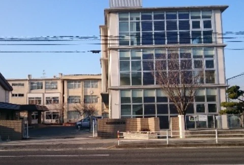 市立西小学校