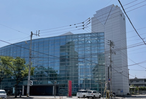 高松市中央図書館